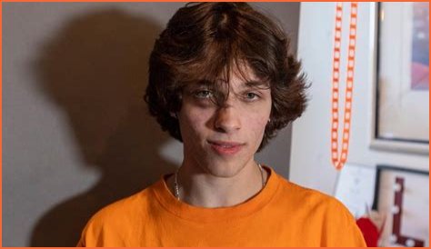 Christopher Sturniolo net worth, income and estimated earnings of Youtuber channel